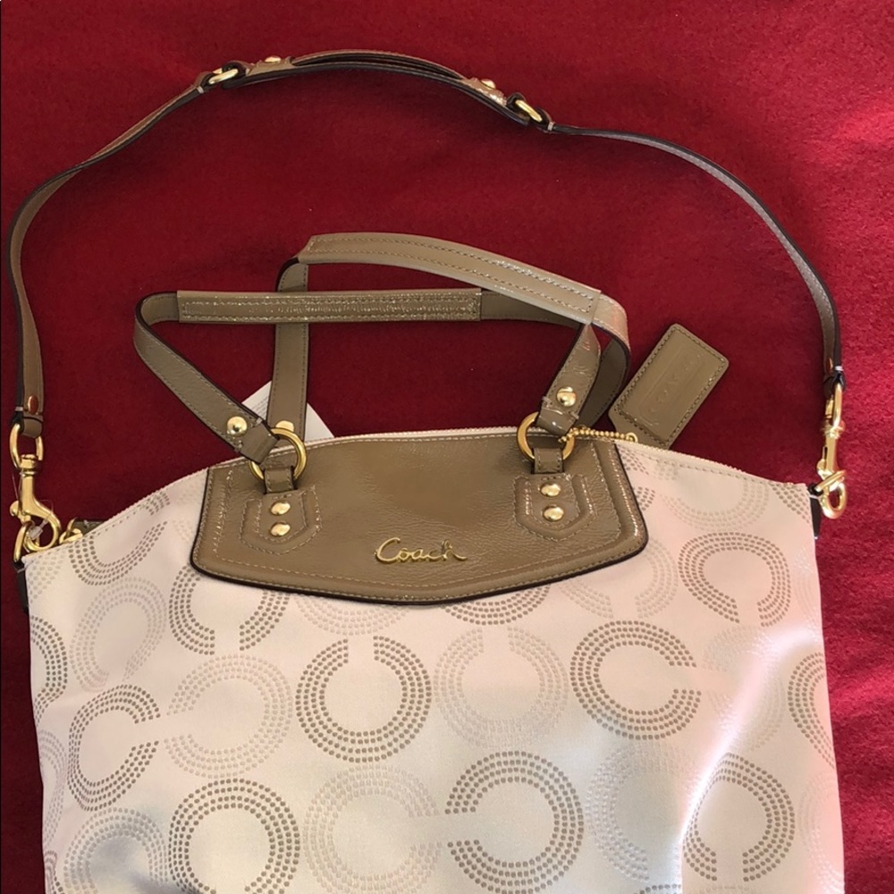 NWT Coach Ashley Dotted OP Art Satchel - Picture 2 of 8